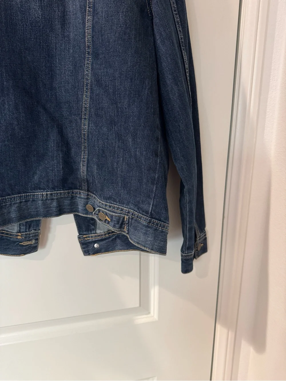 Banana Republic Medium Wash Classic Denim Jacket Men's Size M